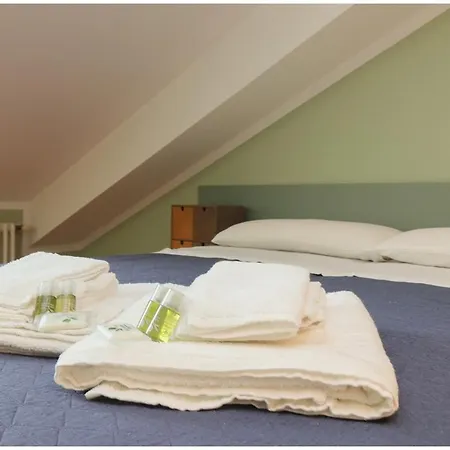 Moleview Nest On The Rooftops Wifi Ac Apartment